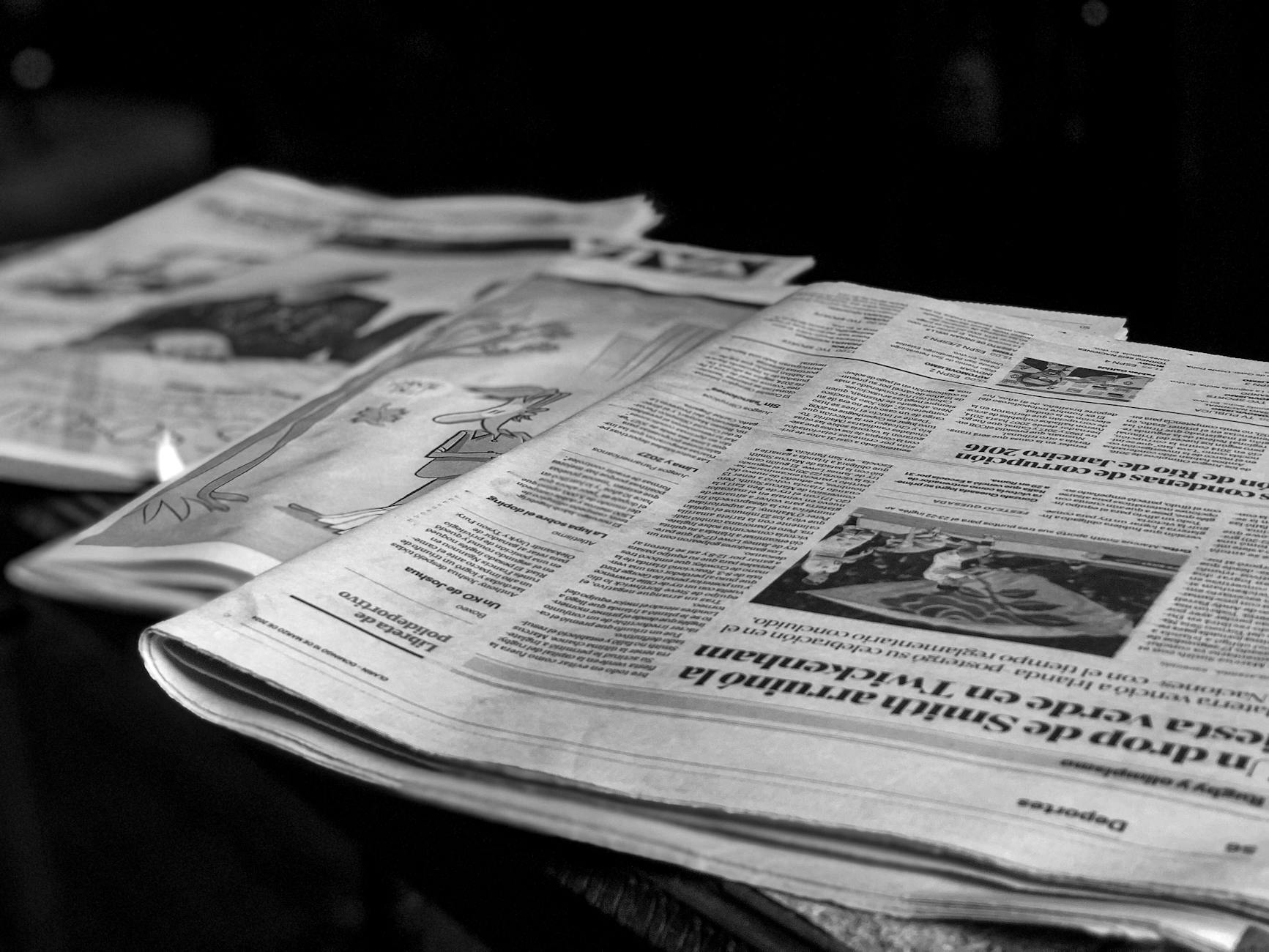 Cover visual supporting Desk Phone Sunset: Coaching Teams Through Softphone Cutovers
